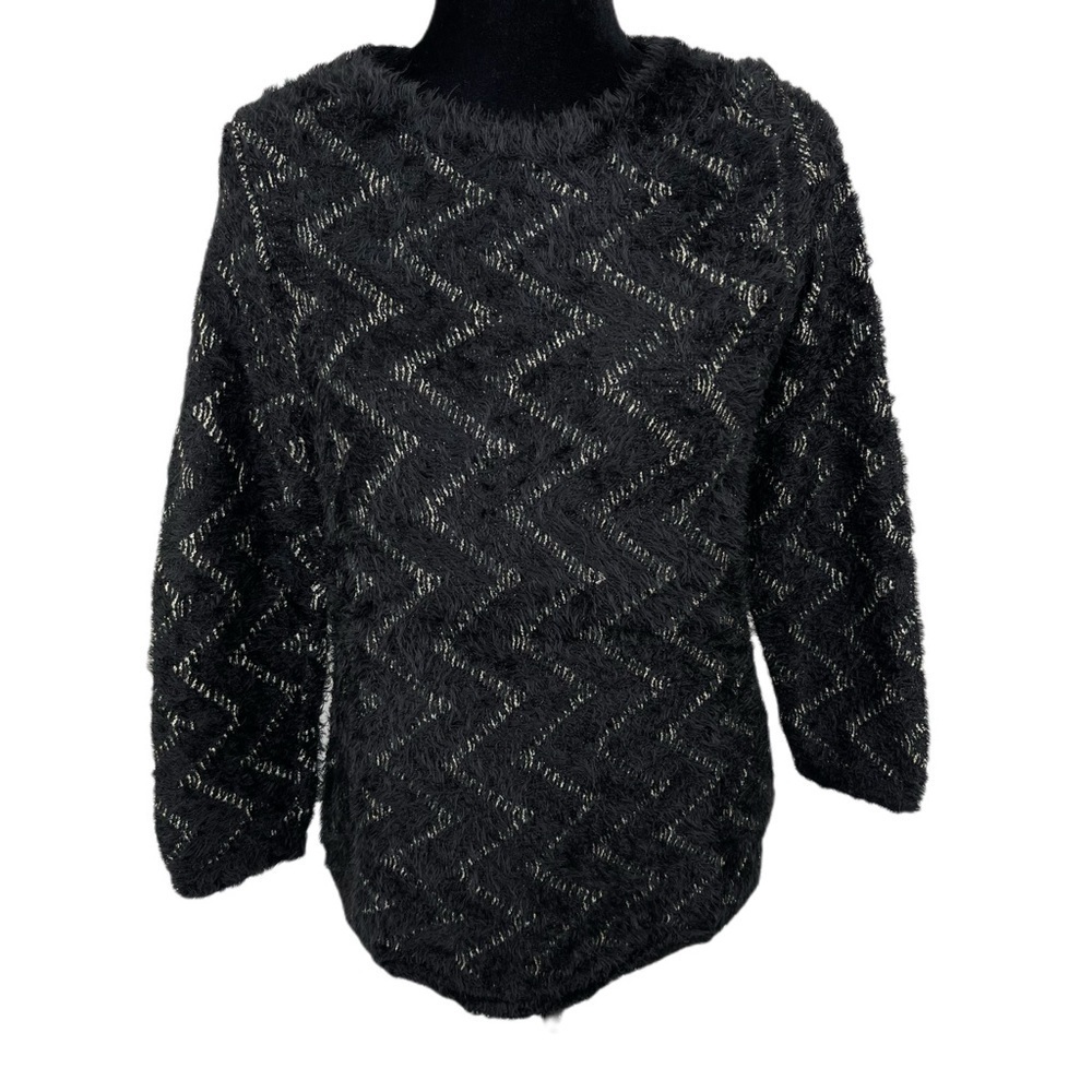 ✅ Chicos Black gold Metallic zig zag fuzzy sweater 0